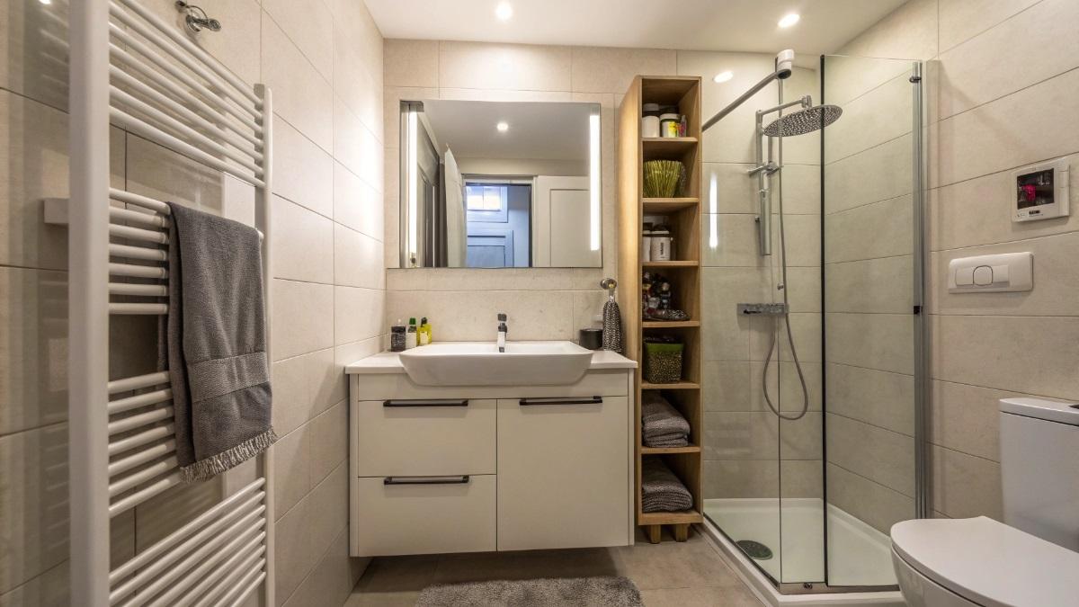 Маленькая ванная - фото