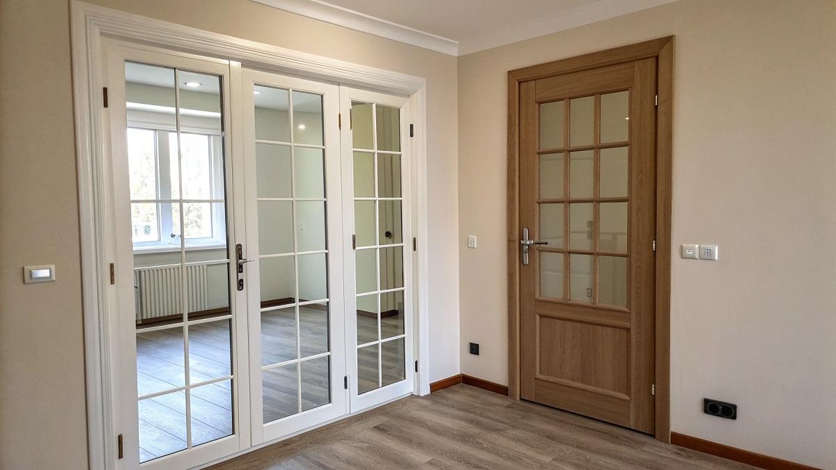 Межкомнатные двери со стеклом - фото 1